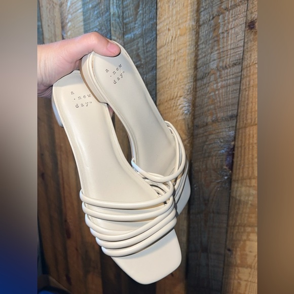 NWOT A NEW DAY SANDALS - Picture 1 of 2